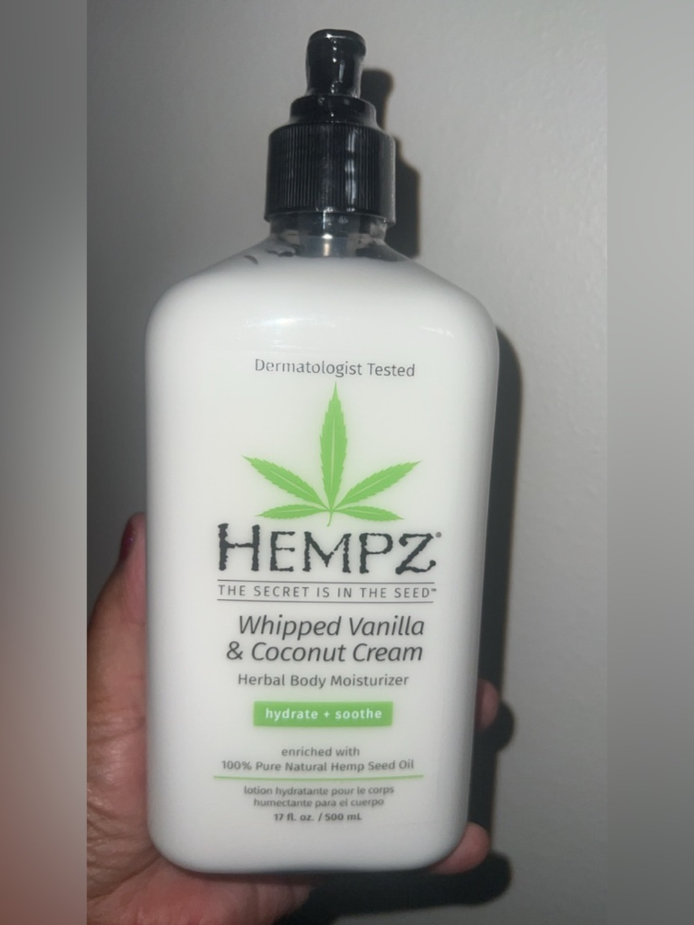 Hempz Whipped Vanilla & Coconut Cream Moisturizer - White and Green